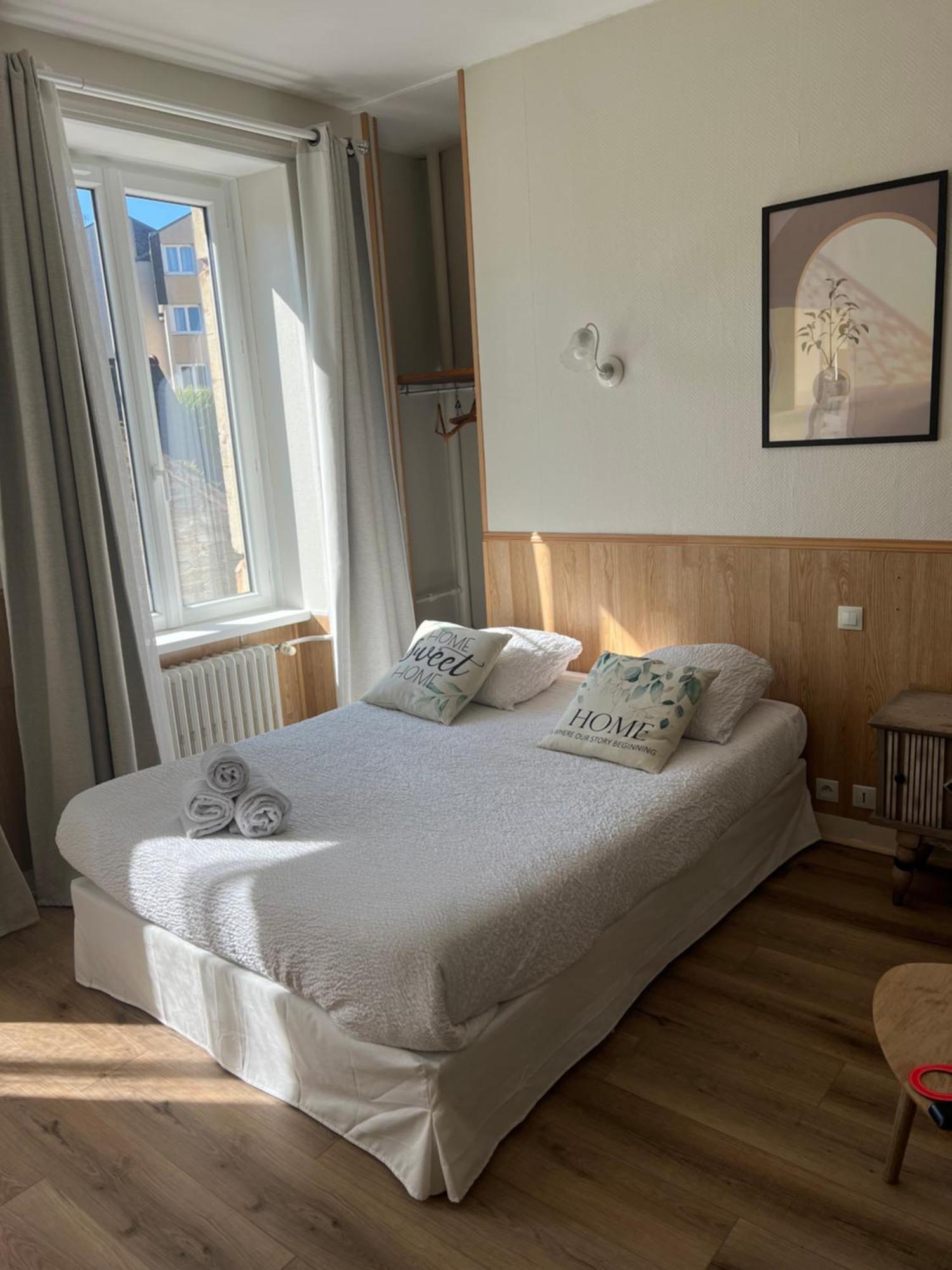 De La Gare Hotel Cherbourg-en-Cotentin