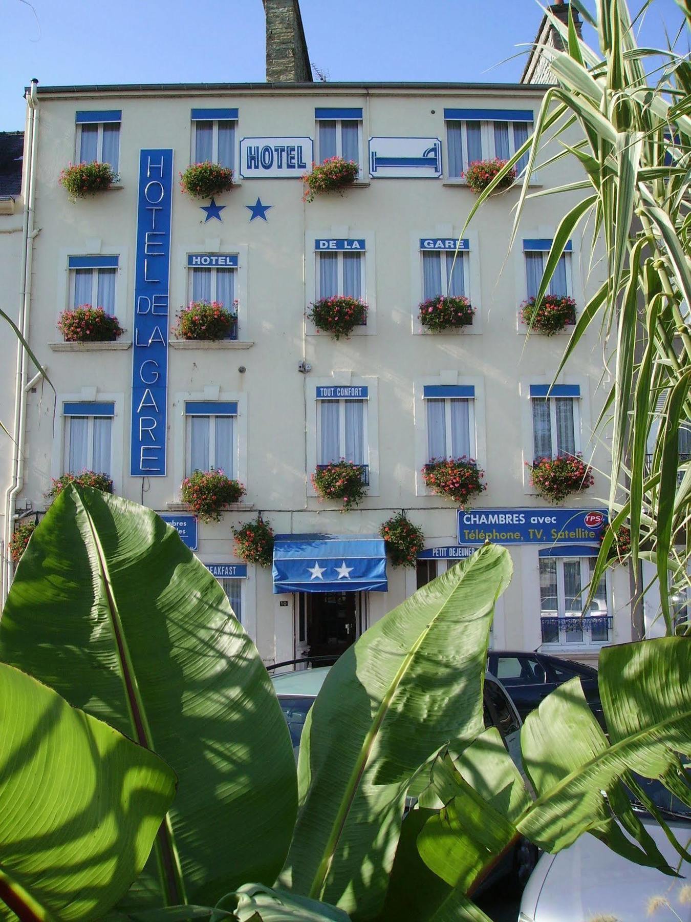 Hotel De La Gare 2*